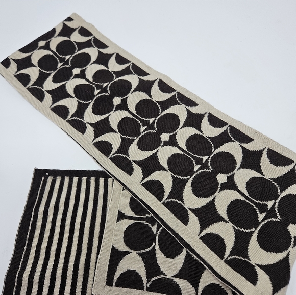 Coach Merino Wool Scarf NWT - Picture 2 of 4